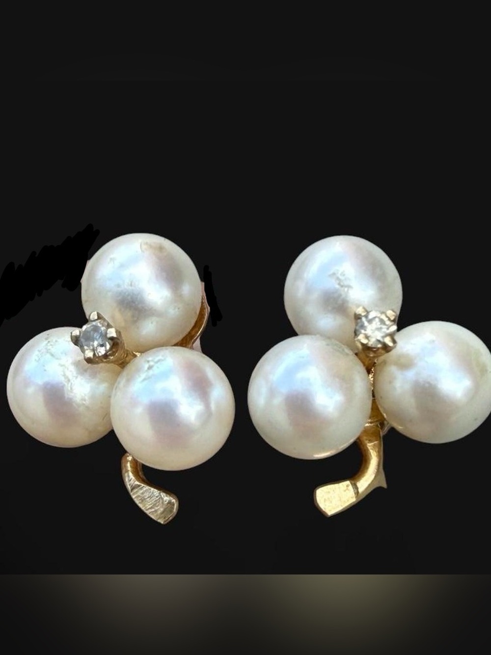 Vintage 90s 14k Gold and White Pearl Diamond Clover Earrings